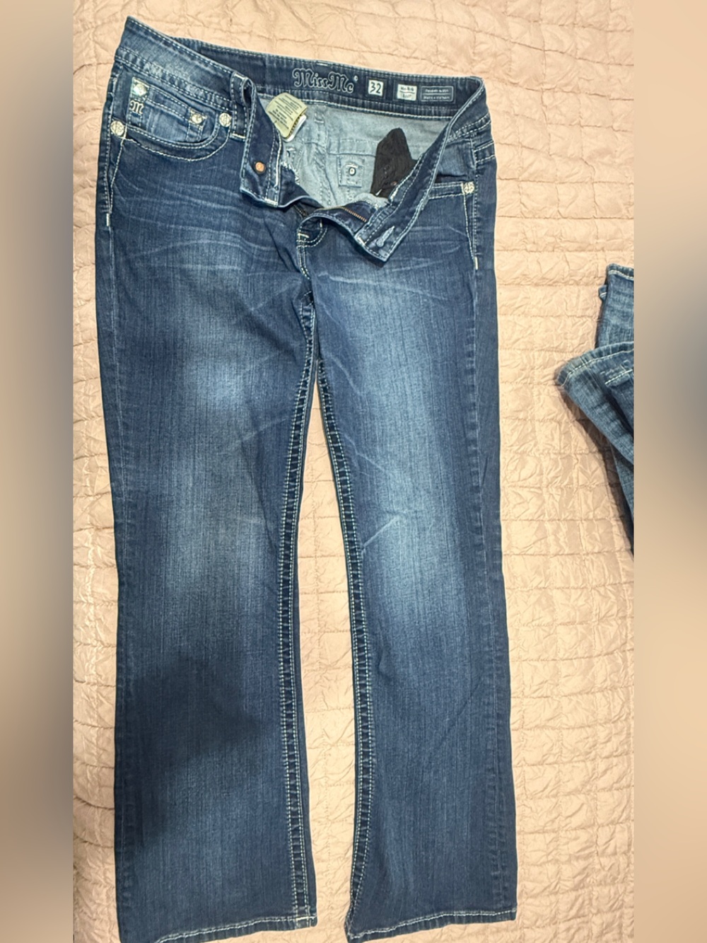 Miss Me Boot Cut Jeans in Medium Blue Wash